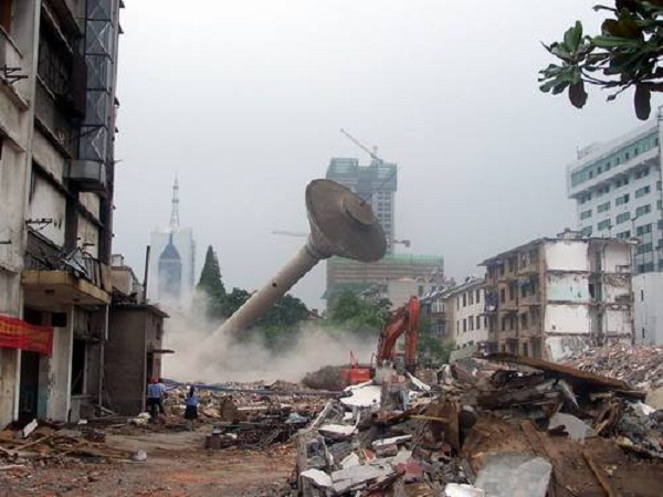 武汉水塔拆除周边环境复杂拆除施工要求