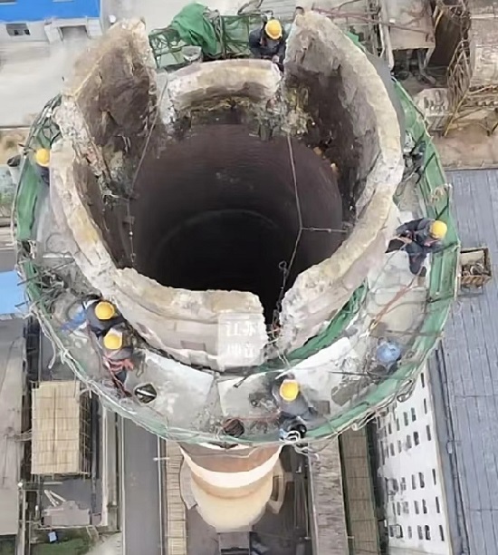 烟囱拆除公司专业安全  厂家价格