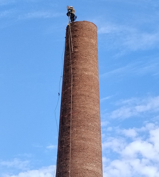 铜川烟囱拆除公司:安全的关键,专业技术的体现